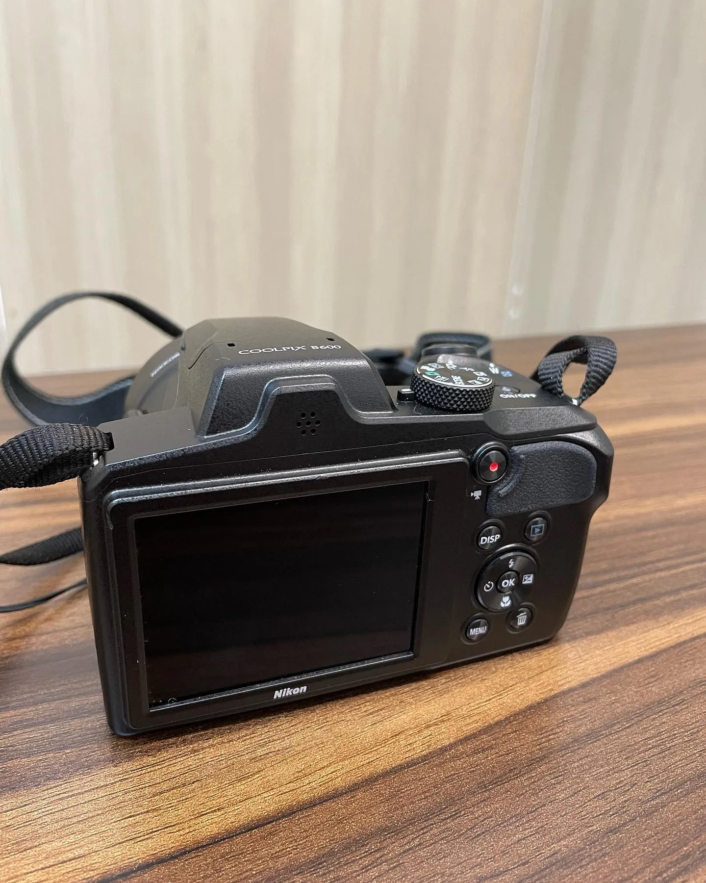 ニコン COOLPIX B600